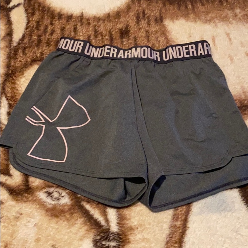 Under armor women’s shorts